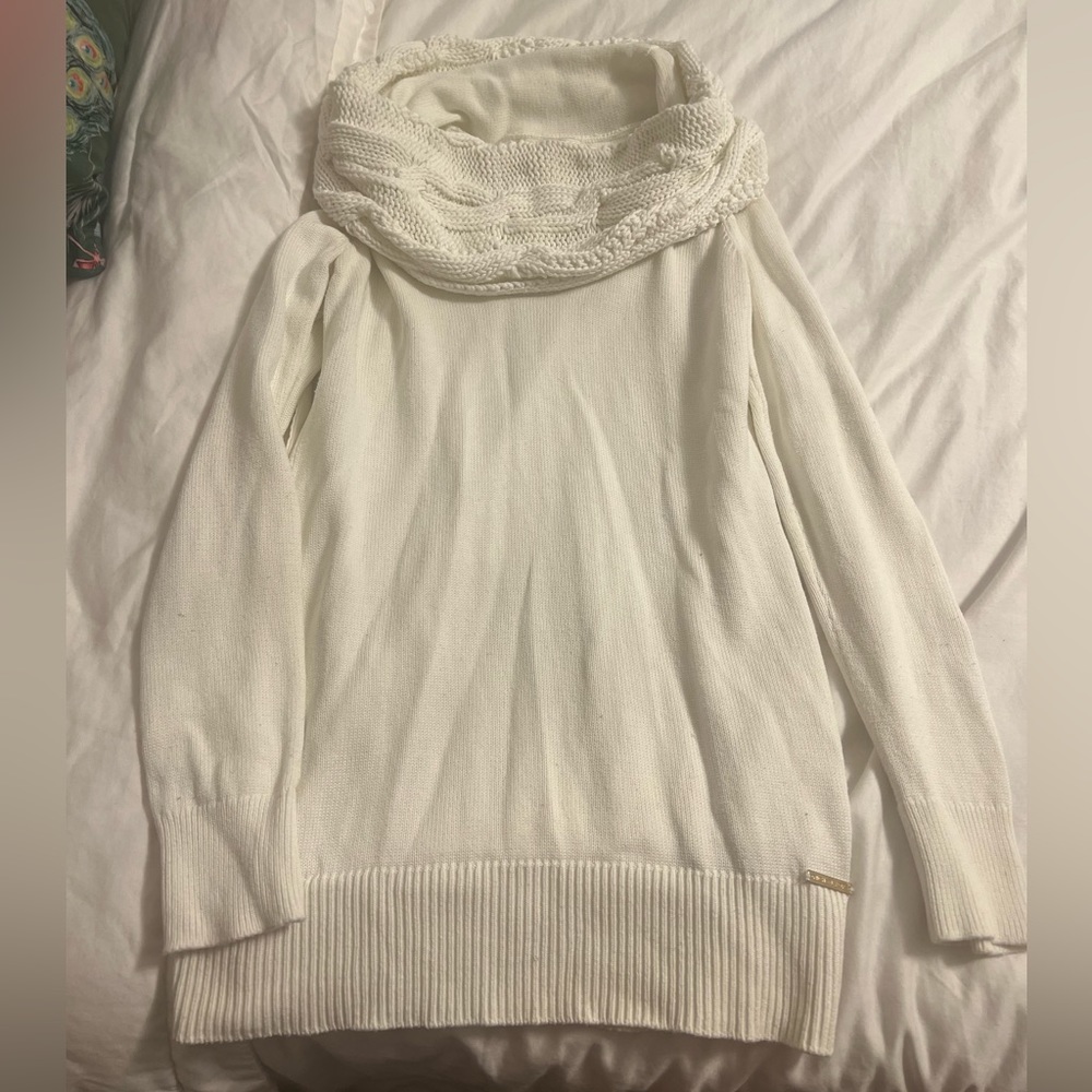 Women’s Michael Kors cowl neck white sweater preloved size XS